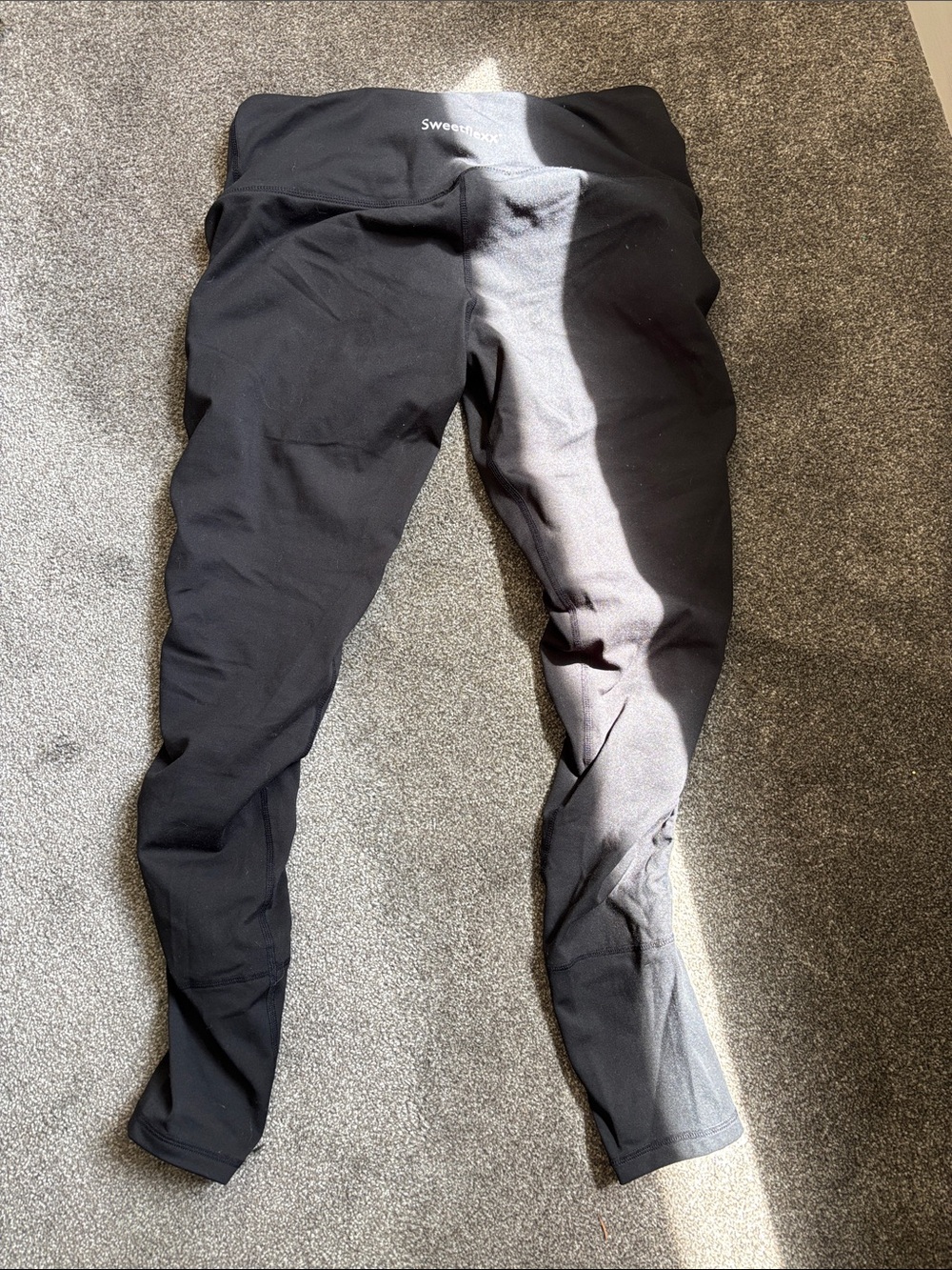 Women's Bootband Resistance Leggings by Sweerflexx
